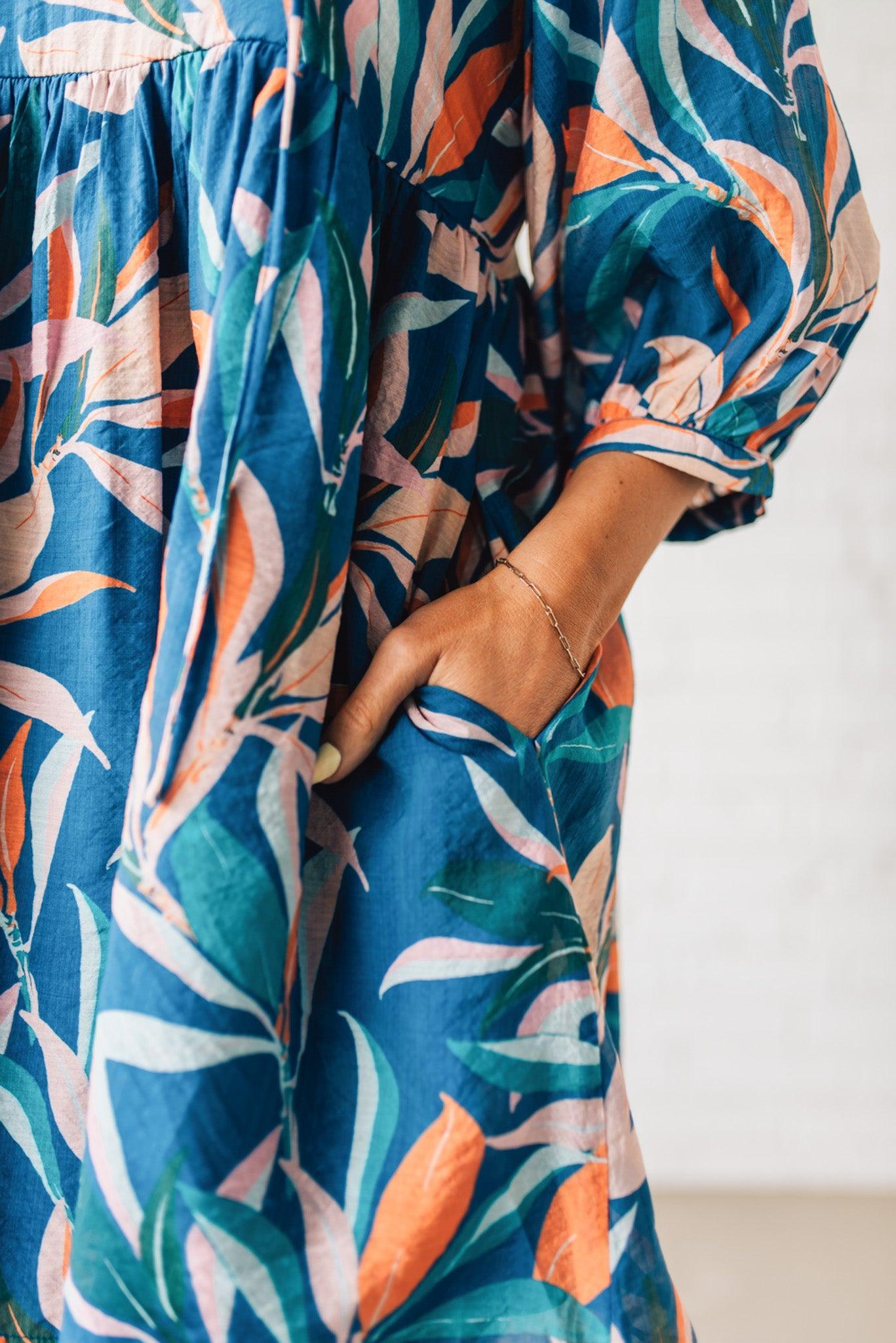 Leafy Print Keyhole Neckline Dress