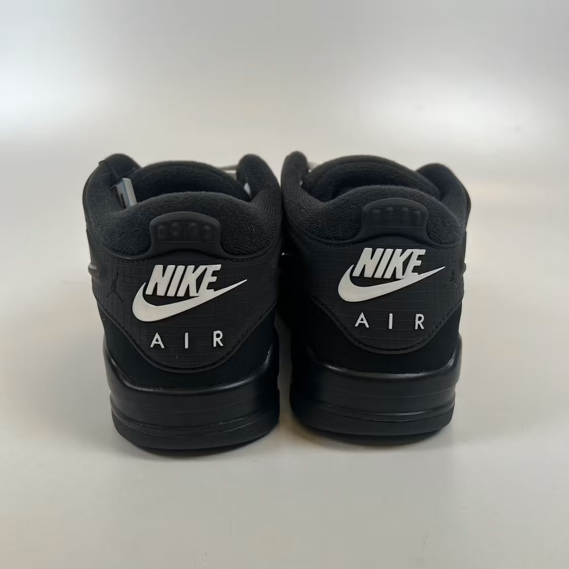 Used - Air Jordan 4 RM Black Cat - US M 9 - detail 5