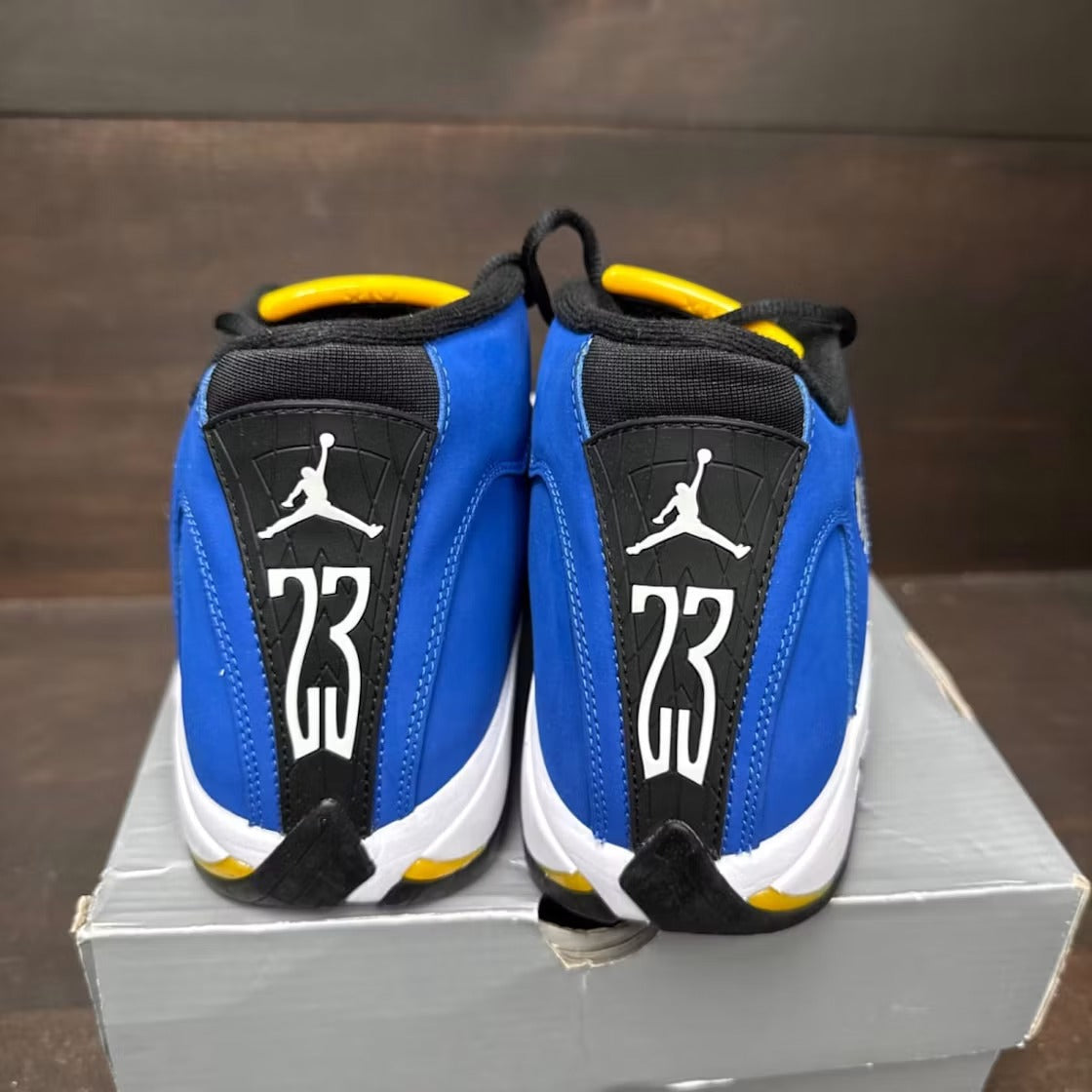 Used - Air Jordan 14 Retro Laney (2023) - US M 9.5 - detail 4
