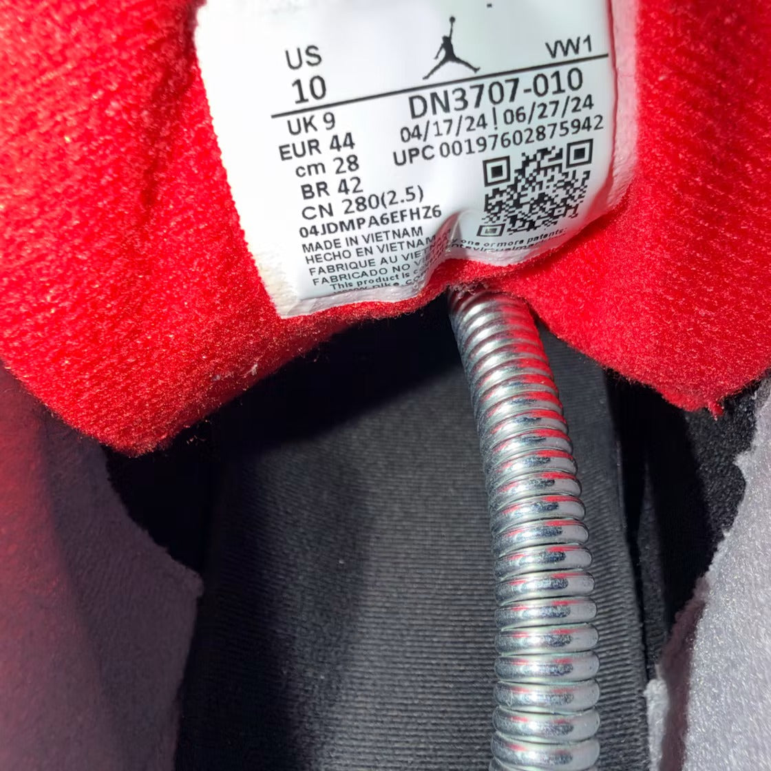 Used - Air Jordan 3 Retro OG Black Cement (2024) - US M 10 - detail 3