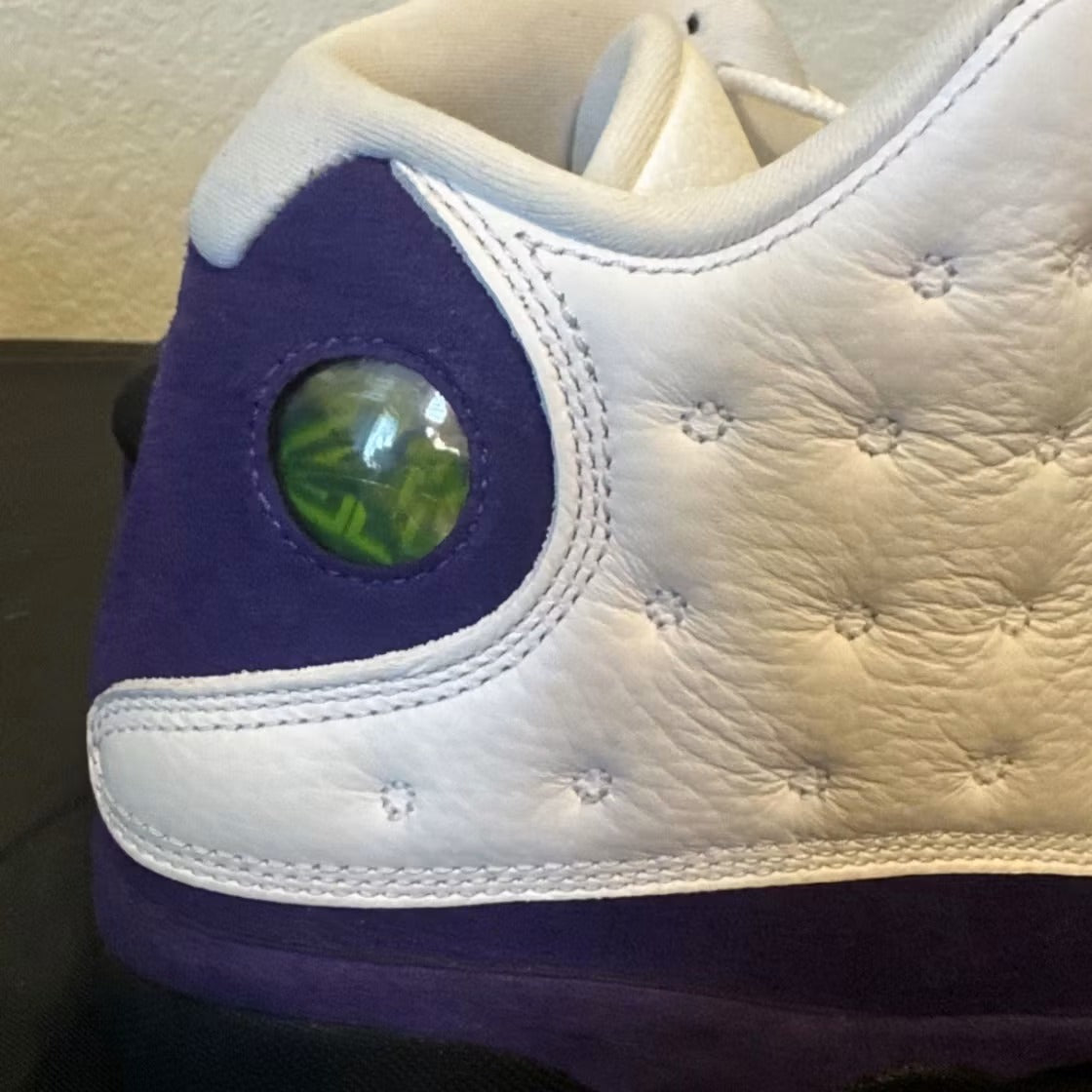 Used - Air Jordan 13 Retro Lakers - US M 12 - detail 4