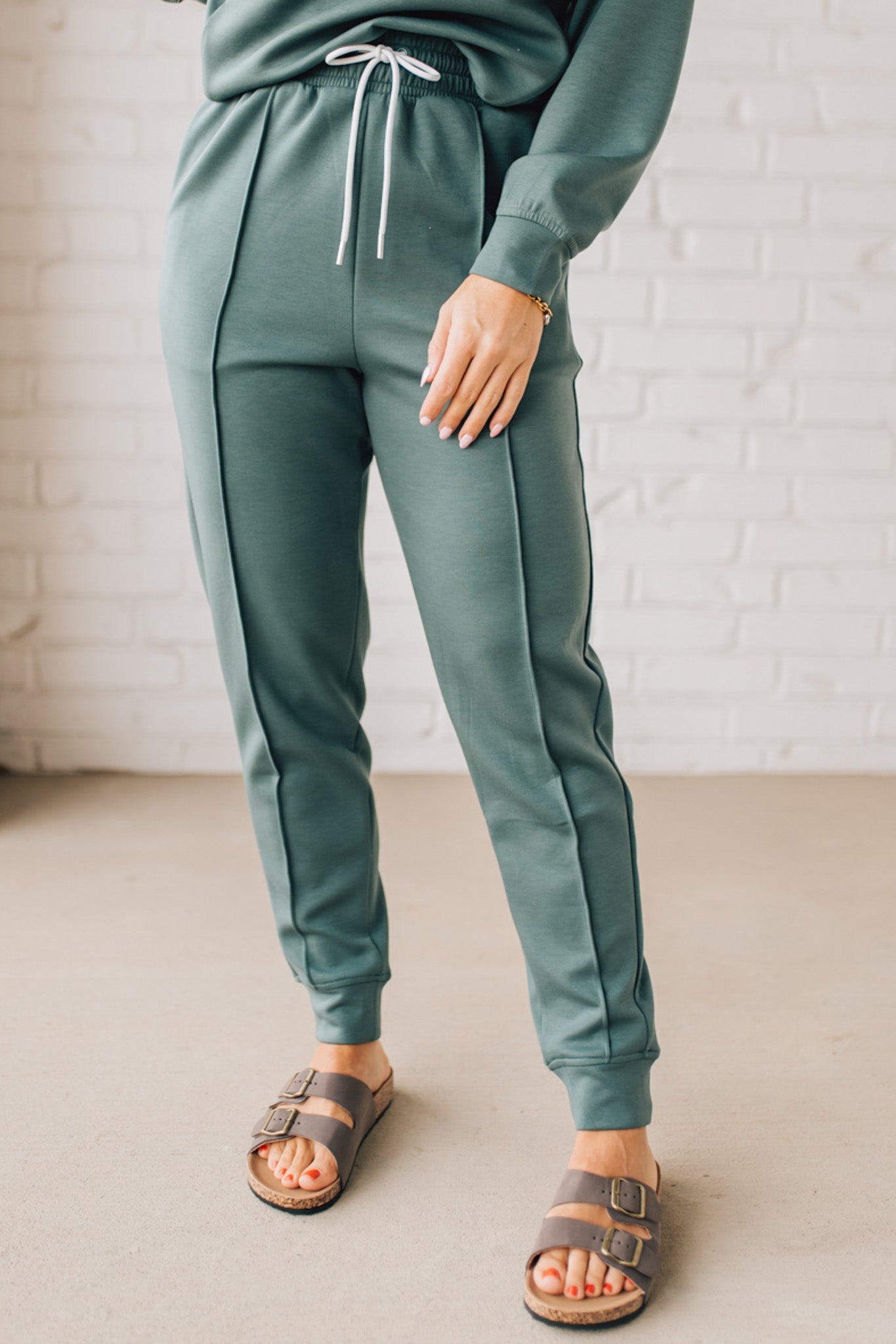 Lined Up Scuba Joggers