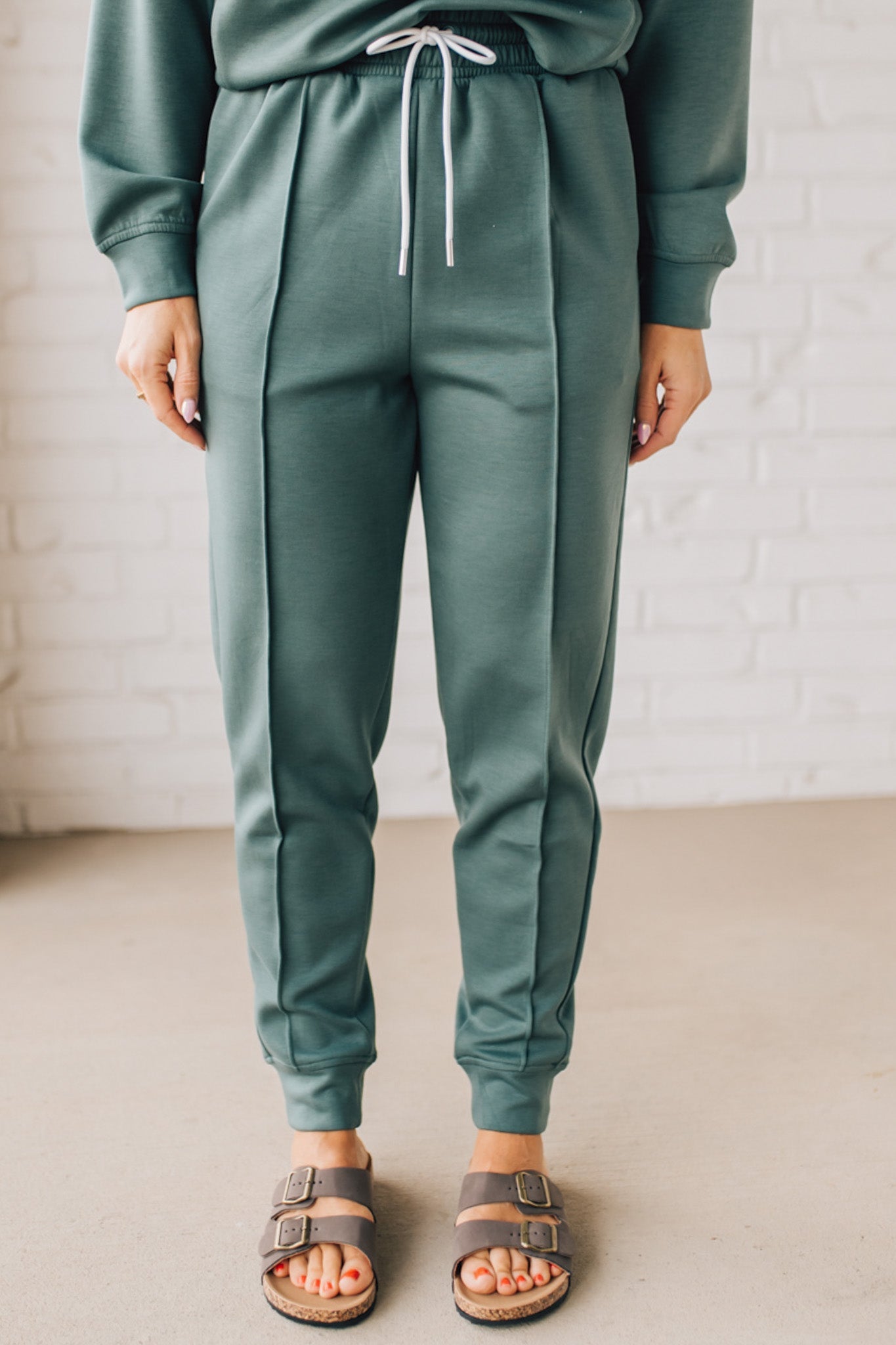 Lined Up Scuba Joggers