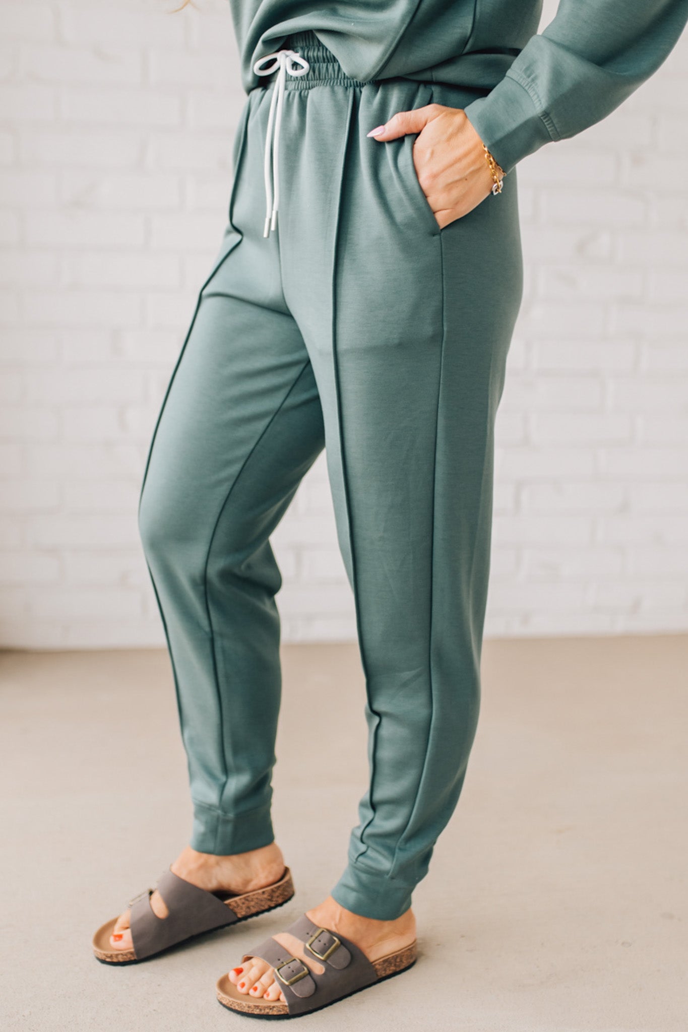 Lined Up Scuba Joggers