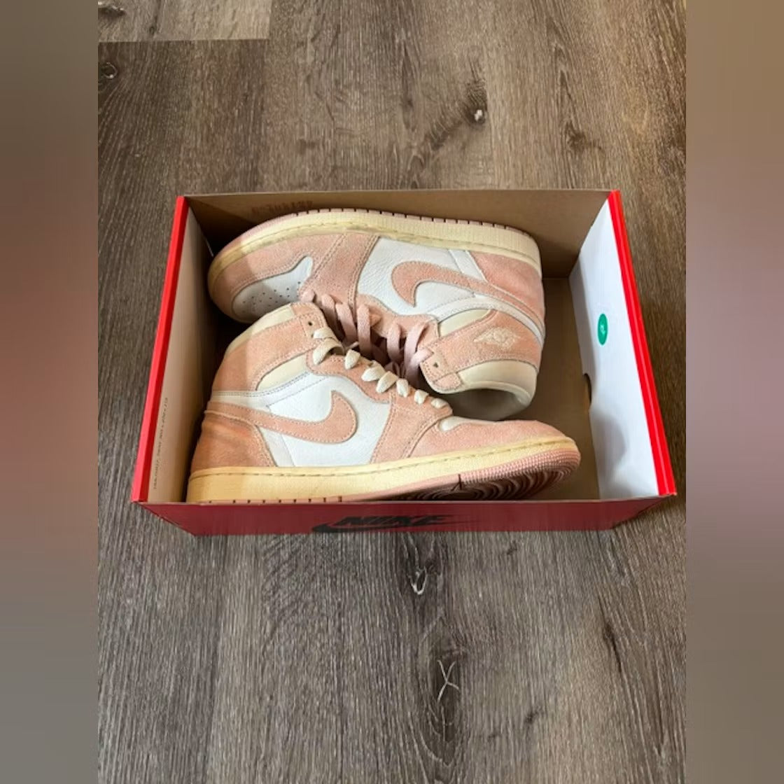 Used - Air Jordan 1 Retro High OG Washed Pink (Women's) - US W 8 - detail 1