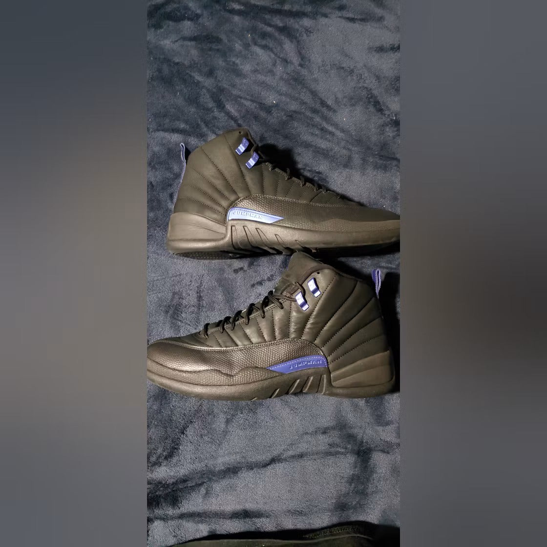 Used - Air Jordan 12 Retro Black Dark Concord - US M 11 - detail 2