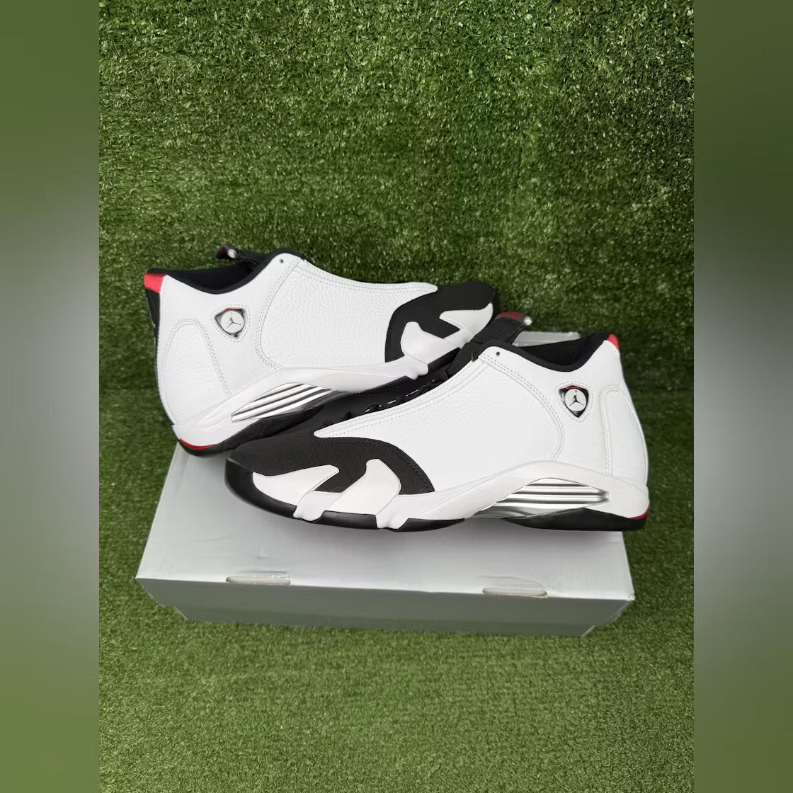 Used - Air Jordan 14 Retro Black Toe (2024) - US M 13 - detail 3