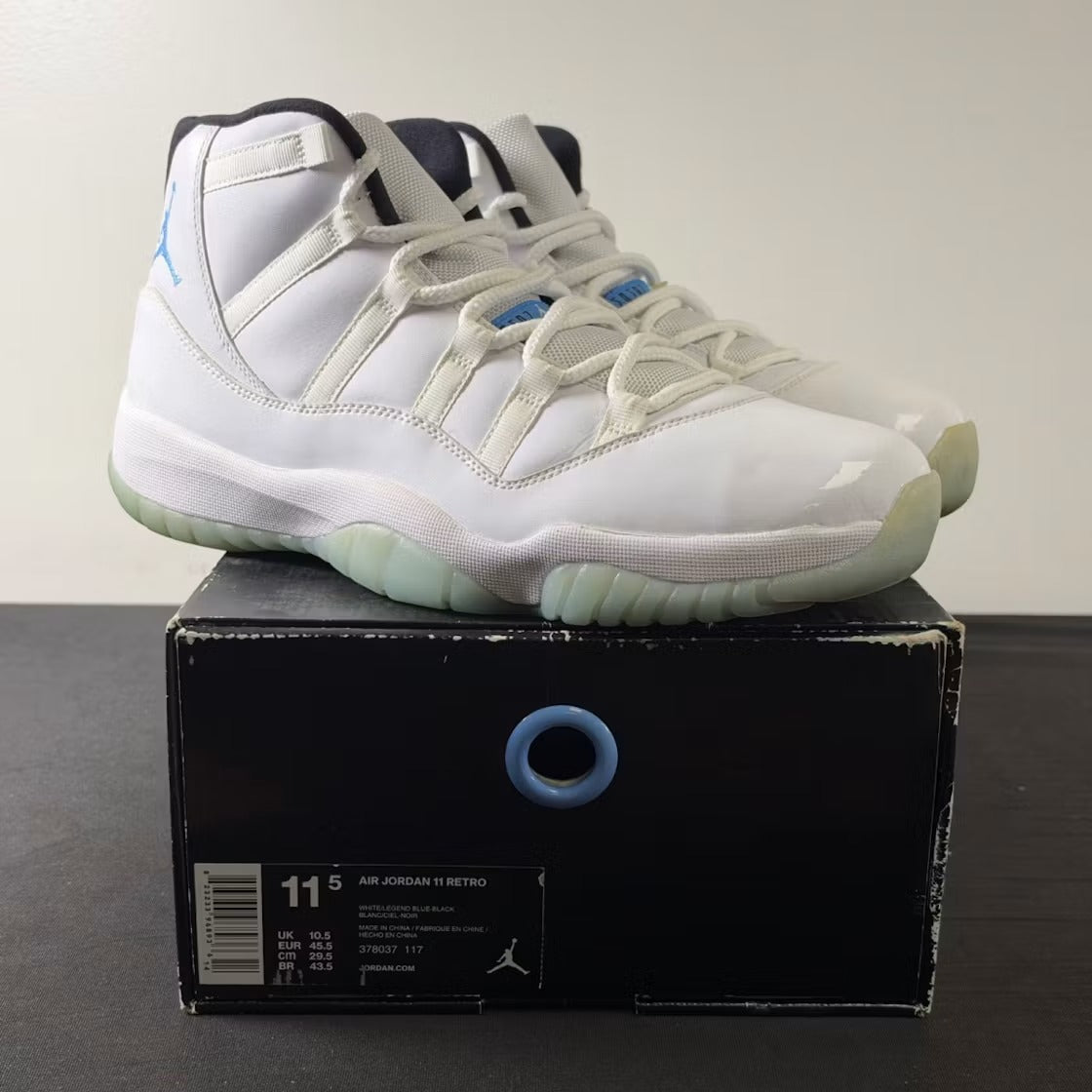 Used - Air Jordan 11 Retro Legend Blue (2014) - US M 11.5 - detail 1