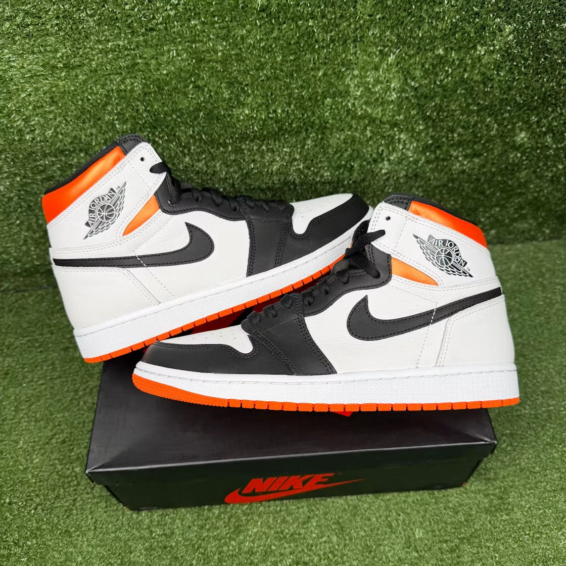 Used - Air Jordan 1 Retro High Electro Orange - US M 9.5 - detail 1