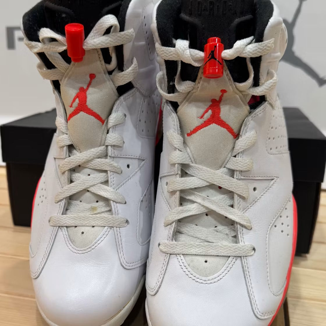 Used - Air Jordan 6 Retro Infrared White (2014) - US M 10.5 - detail 1