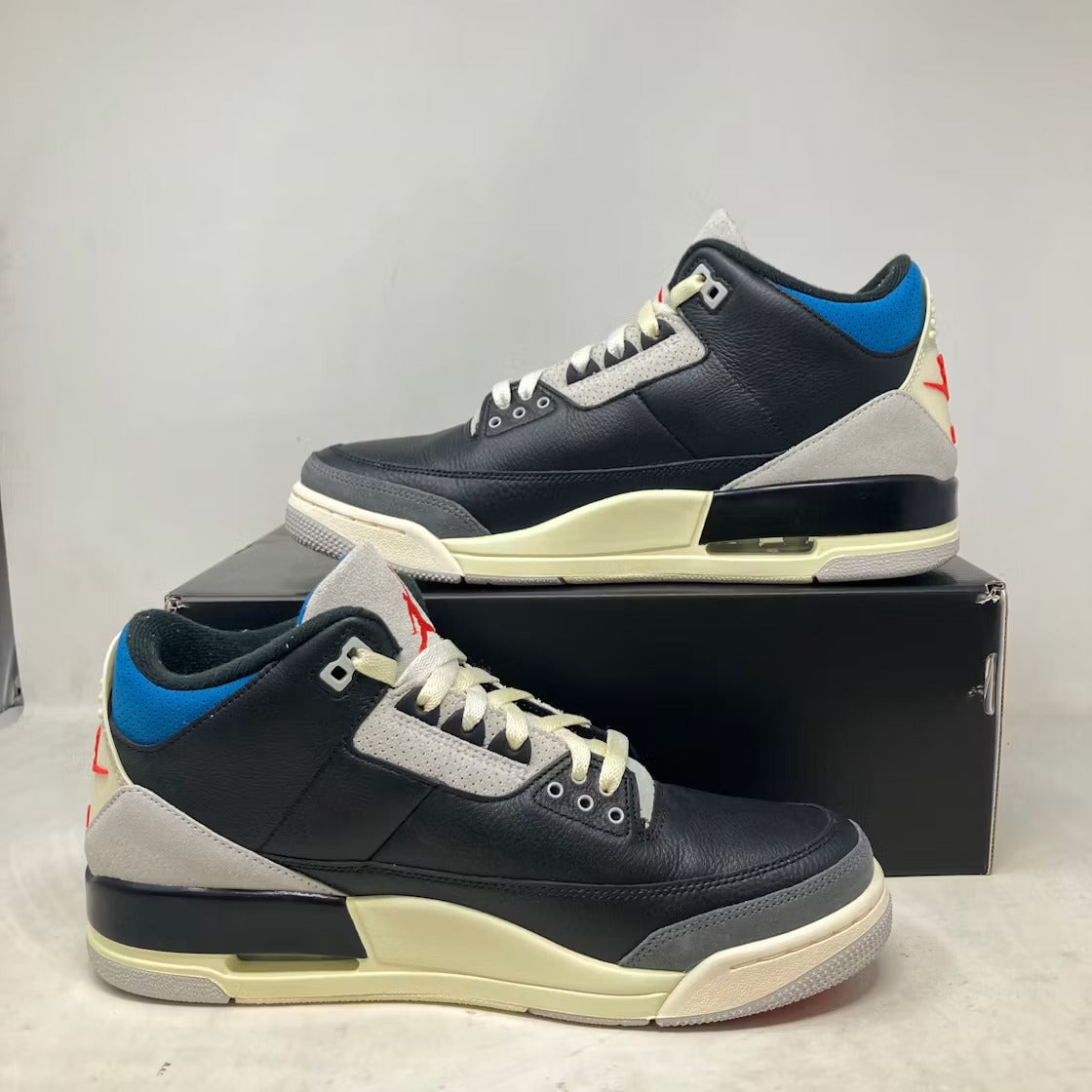 Used - Air Jordan 3 Retro OG Rare Air - US M 10.5 - detail 3