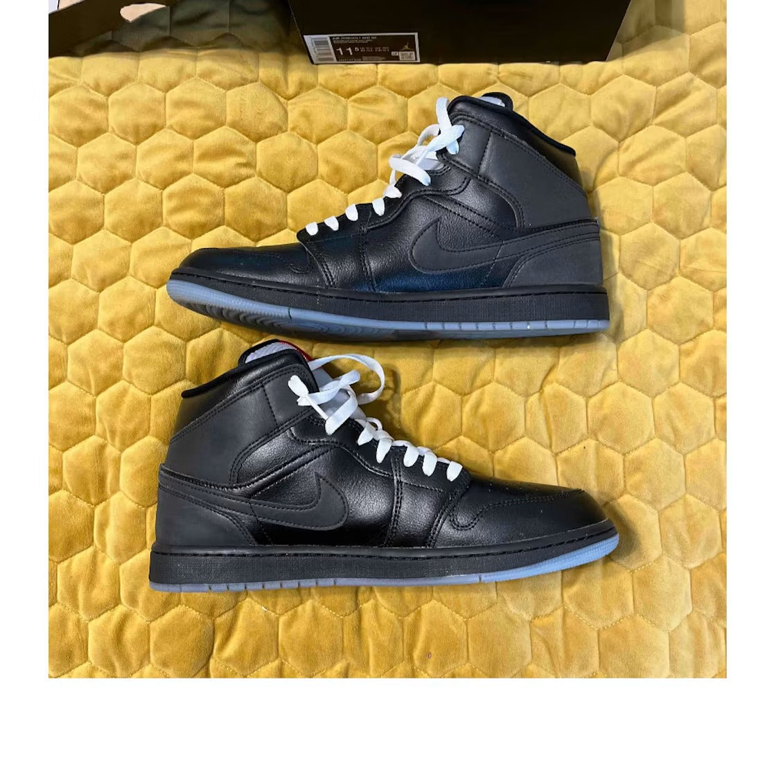 Used - Air Jordan 1 Mid SE Black Metallic Reimagined - US M 11.5 - detail 2
