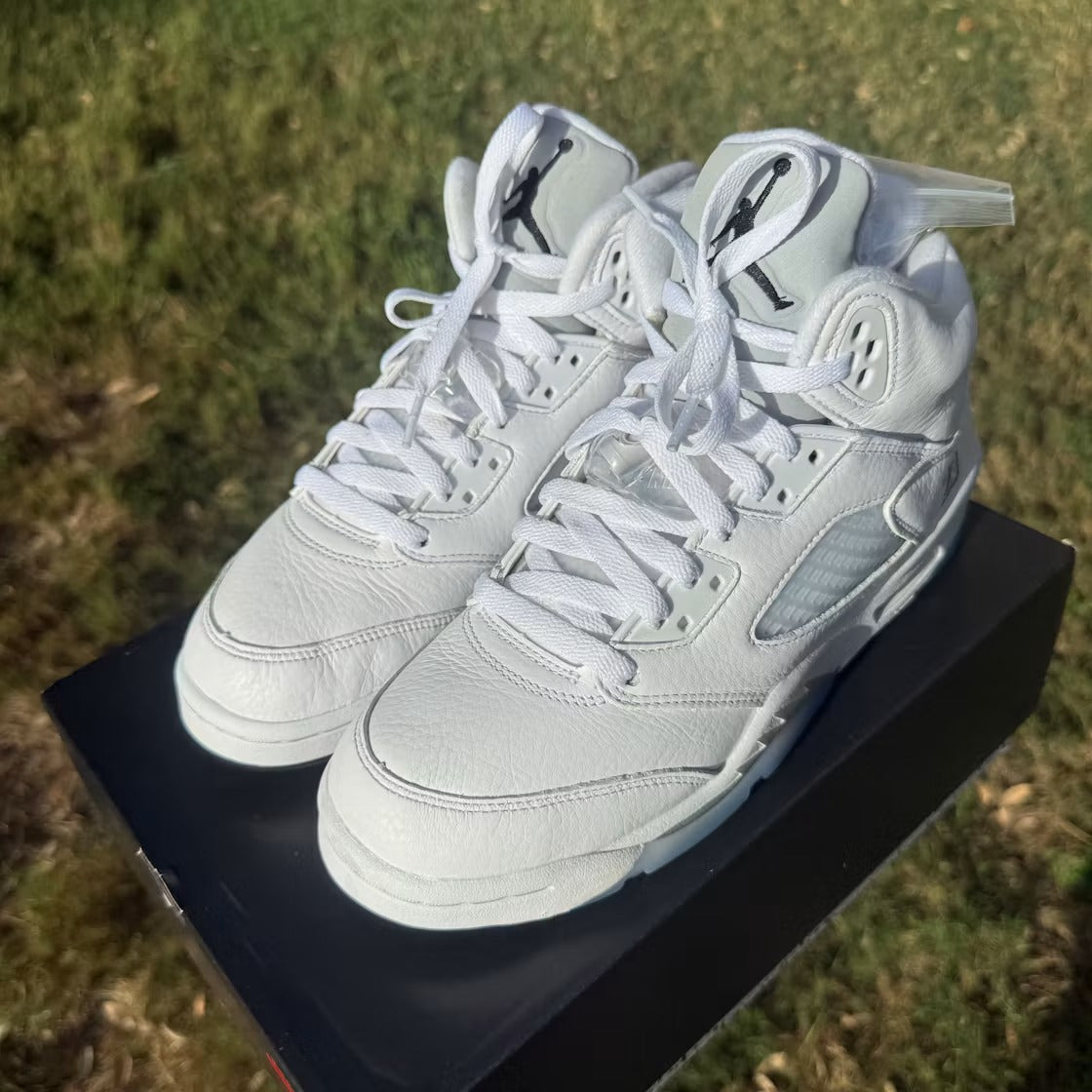 Used - Air Jordan 5 Retro White Metallic (2026) (GS) - US 7Y - detail 1