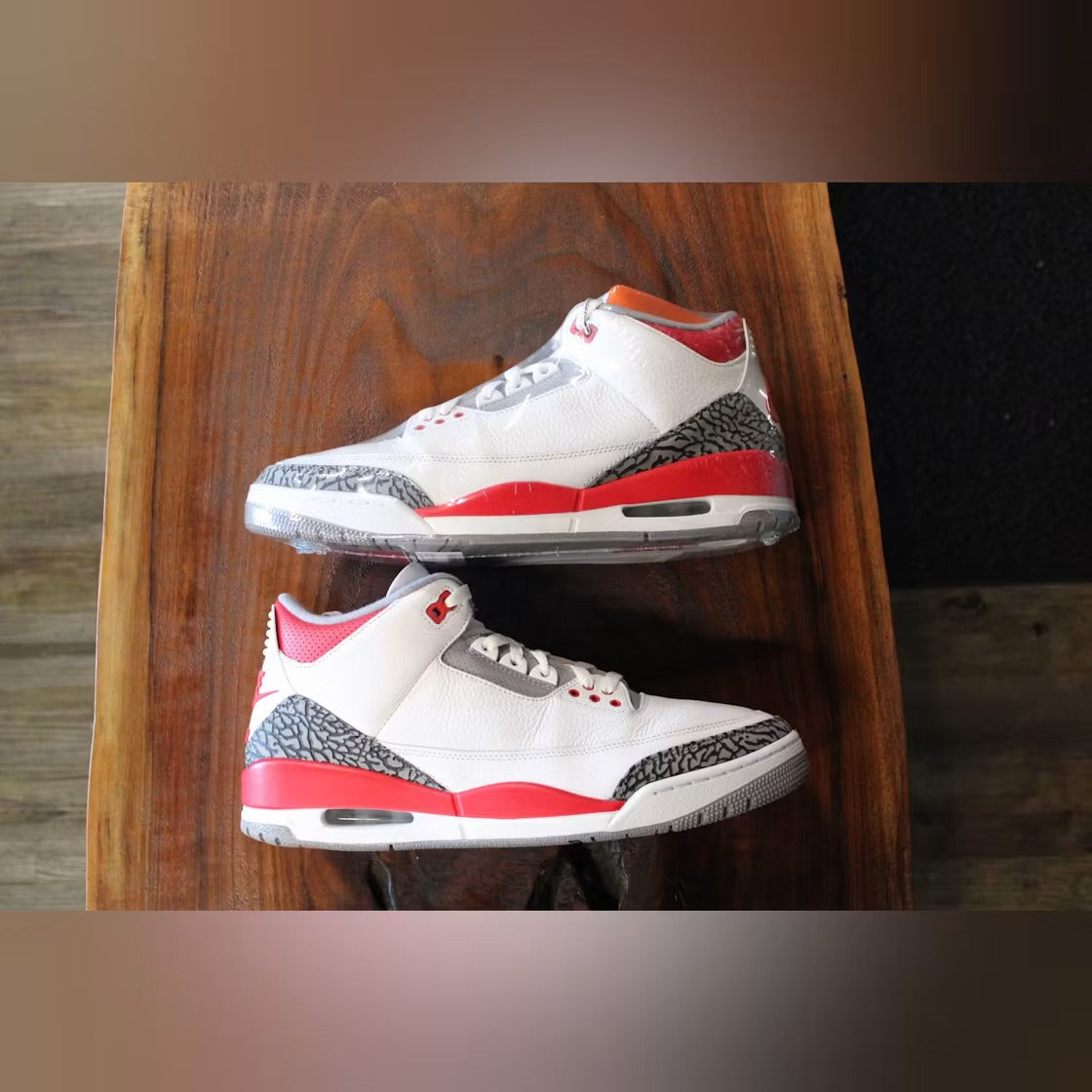 Used - Air Jordan 3 Retro Fire Red (2022) - US M 12 - detail 1