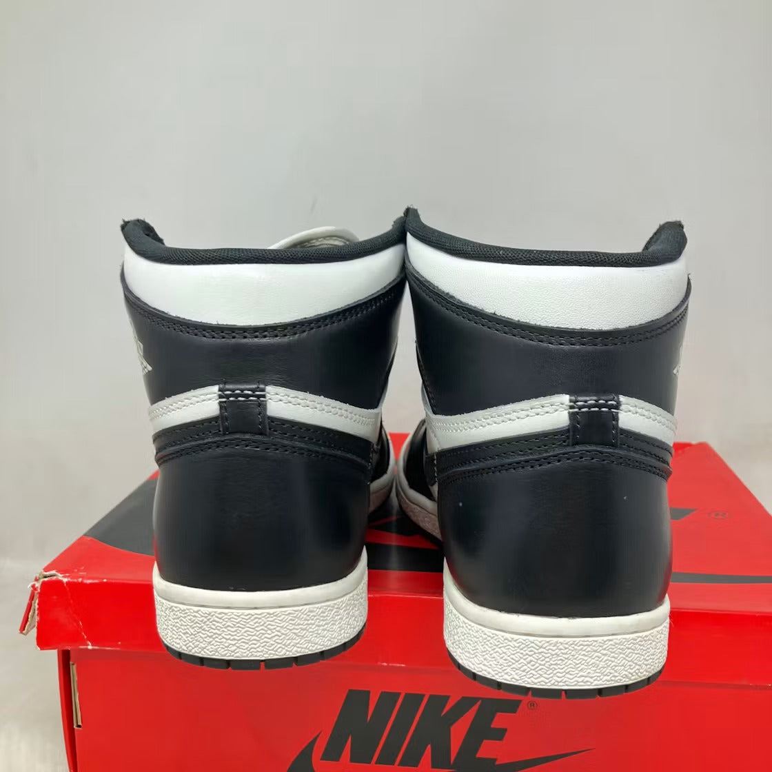 Used - Air Jordan 1 Retro High '85 Black White (2023) - US M 10 - detail 3
