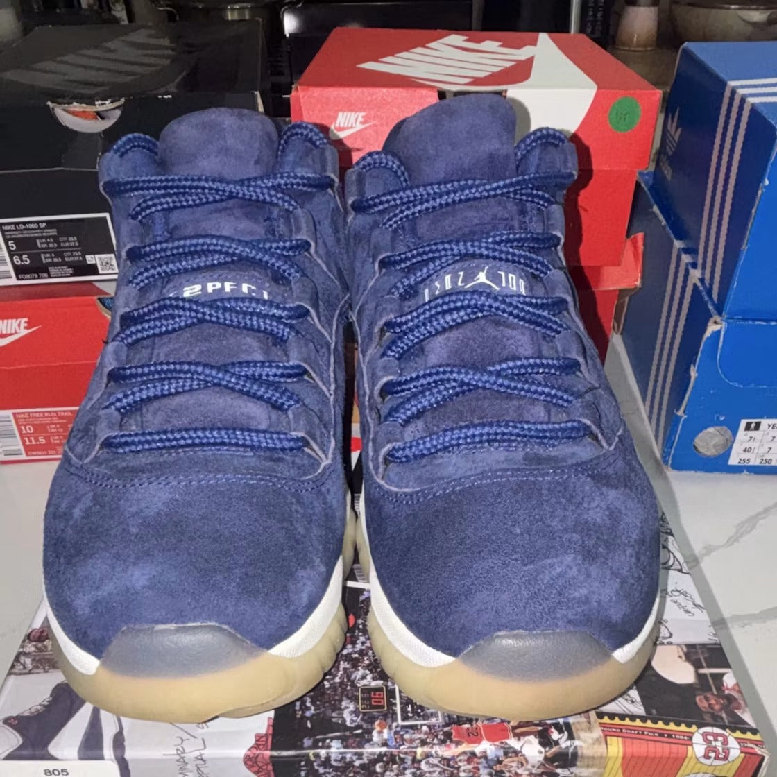 Used - Air Jordan 11 Retro Low Derek Jeter RE2PECT - US M 10 - detail 2