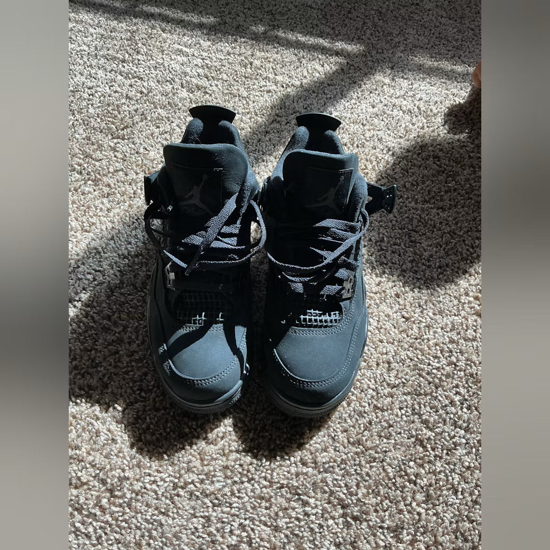 Used - Air Jordan 4 Retro Black Cat (2025) (GS) - US 5.5Y - detail 1