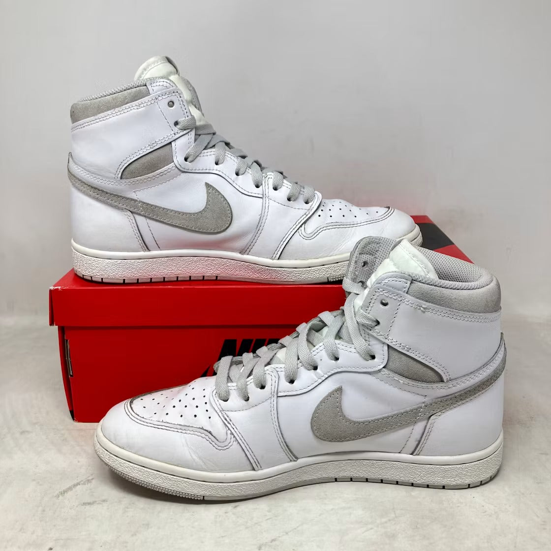 Used - Air Jordan 1 Retro High '85 Neutral Grey - US M 10 - detail 3