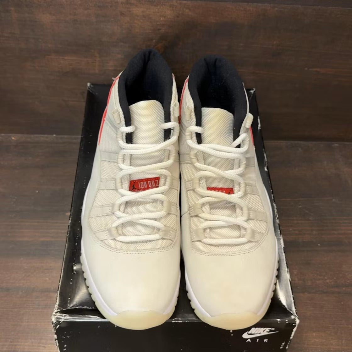 Used - Air Jordan 11 Retro Platinum Tint - US M 11 - detail 2