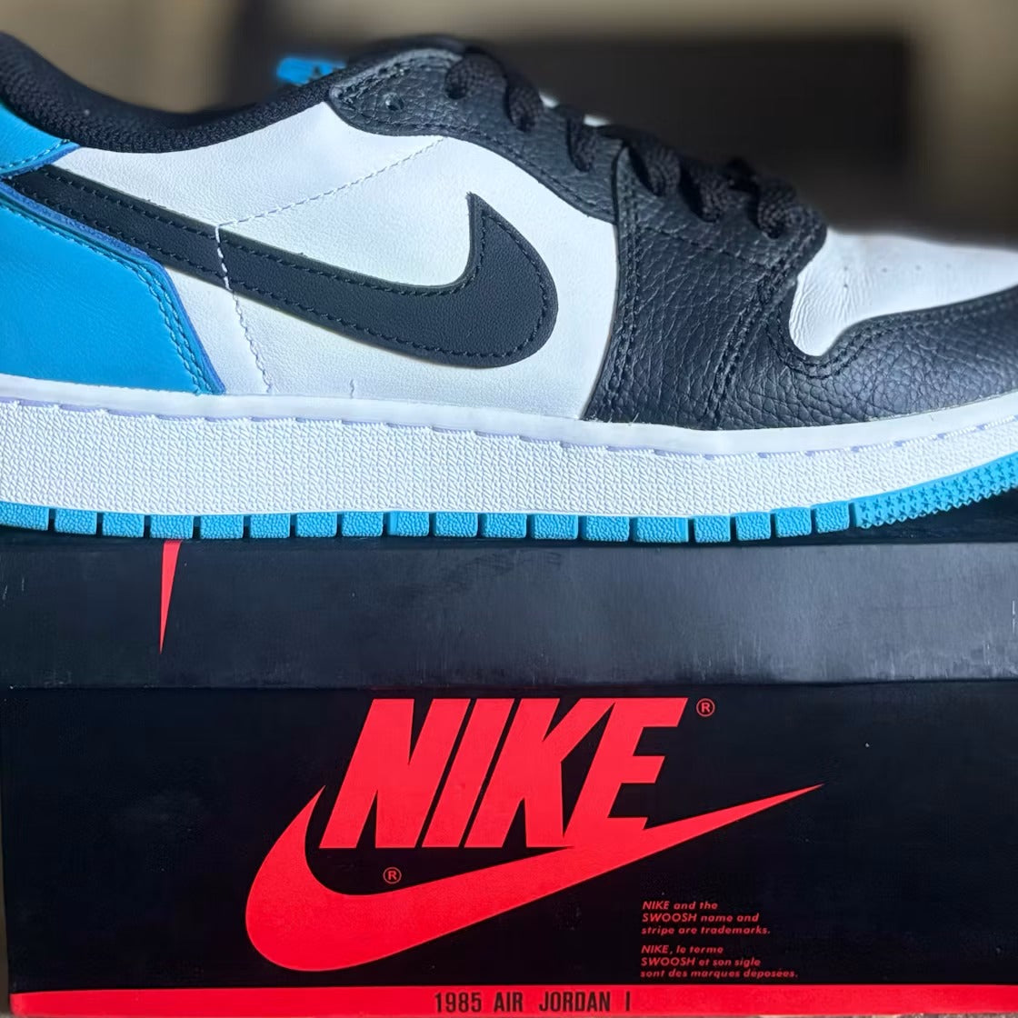 Used - Air Jordan 1 Retro Low OG Black Dark Powder Blue (GS) - US 6Y - detail 1